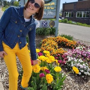 Meet your Posher, Laura